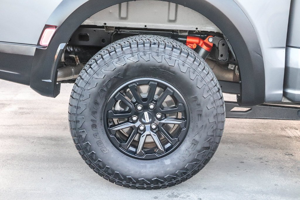 Used 2024 Gray Metallic Ford Raptor image 12