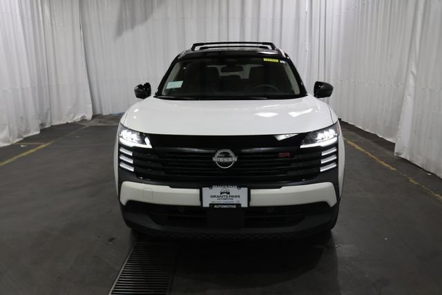 New 2026 White Nissan SR image 8