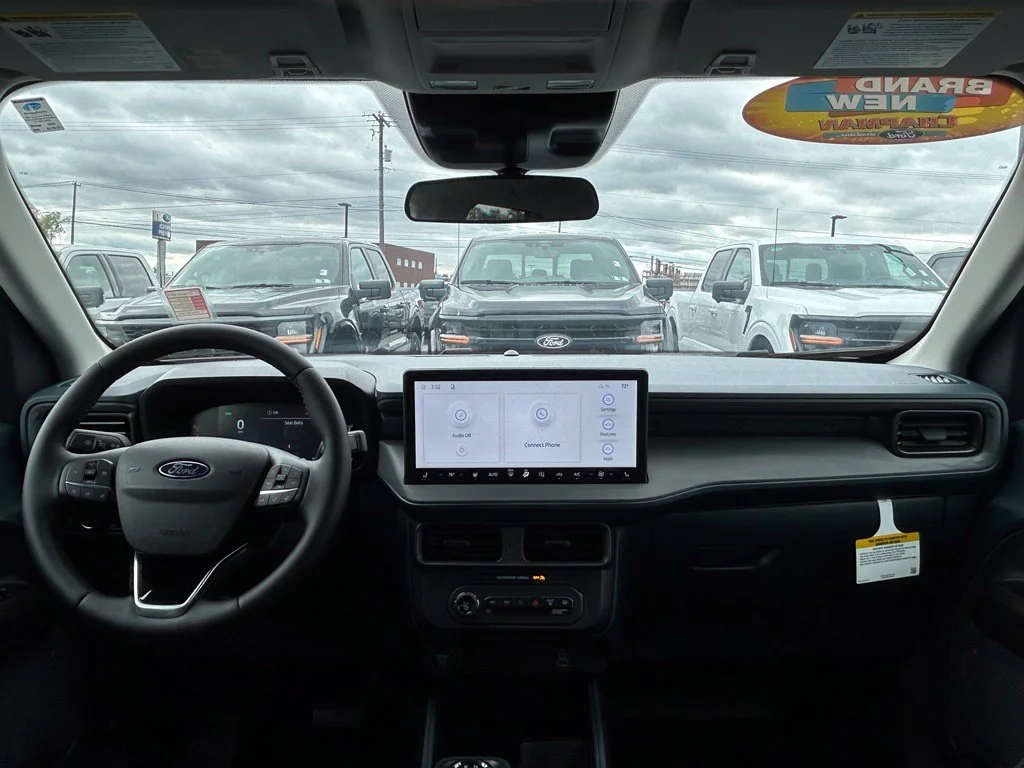 New 2026 Space White Metallic Ford XLT image 12