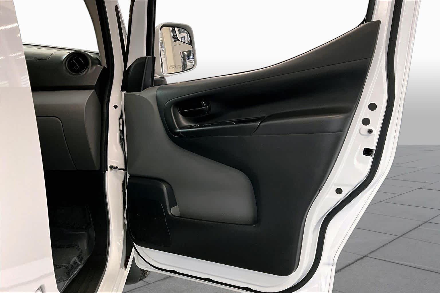 Used 2021 Fresh Powder Nissan SV image 22