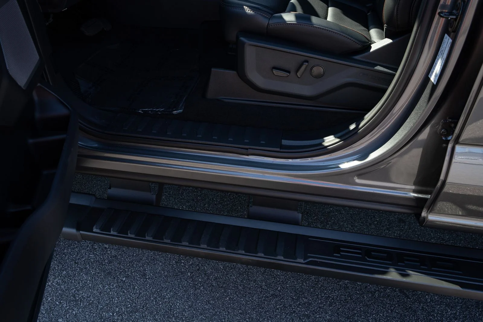 New 2026 Gray Ford Lariat image 35