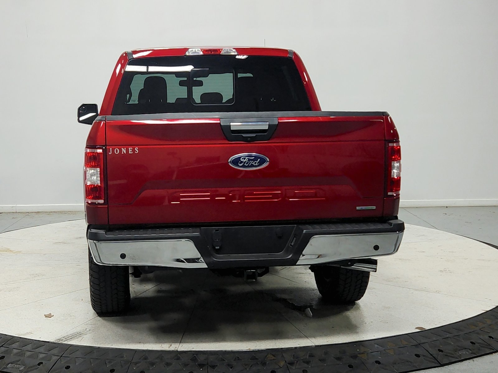 Used 2020 Red Ford XLT image 7