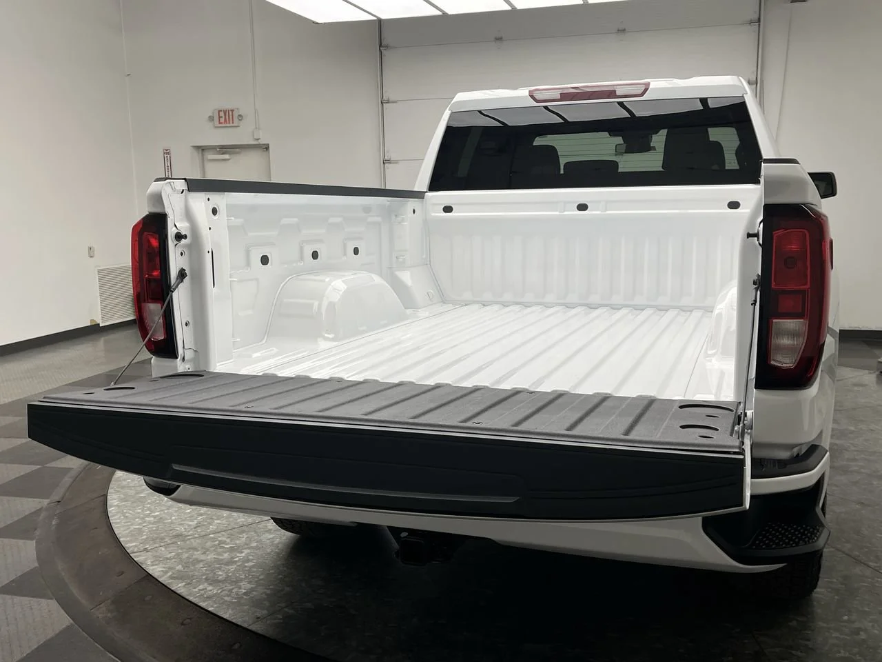 2026 GMC Sierra 1500 Elevation - Photo 31