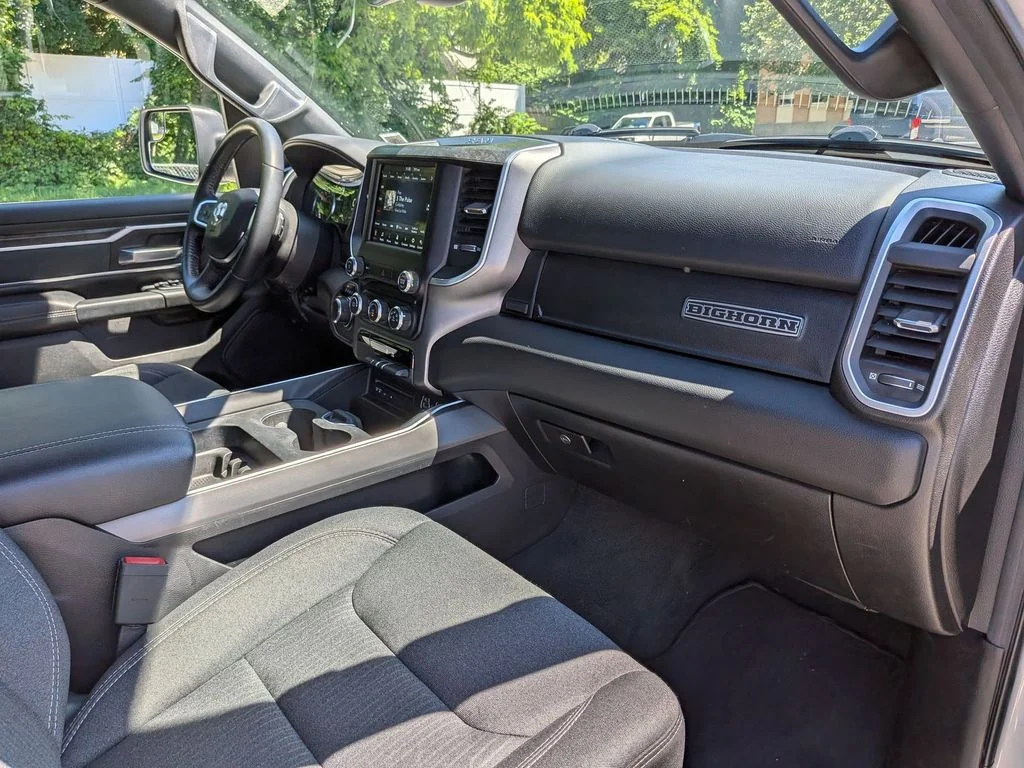 Used 2019 Silver Ram Big Horn/Lone Star image 26