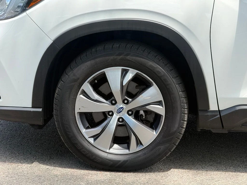 Used 2020 White Subaru Premium image 10