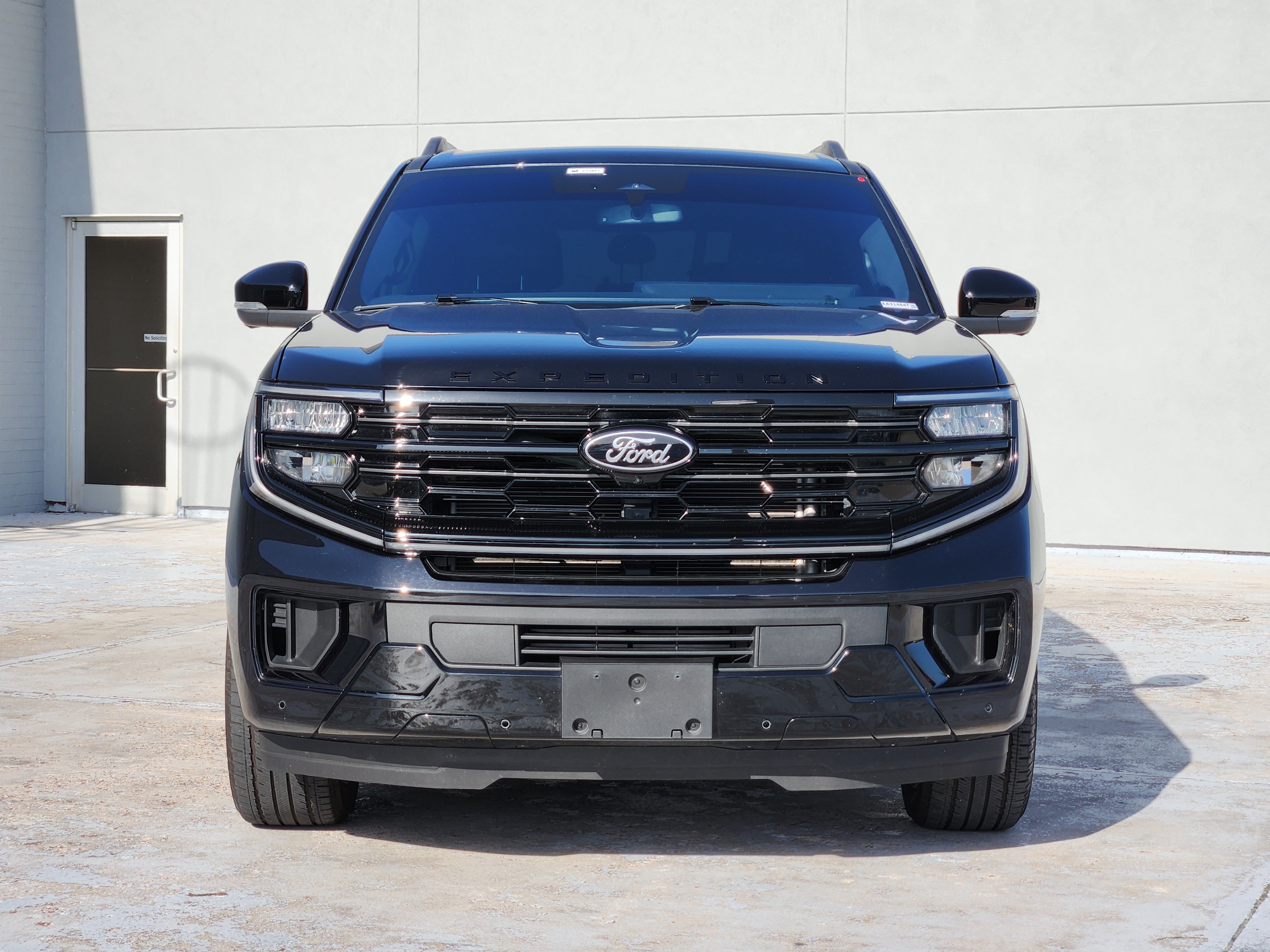 Used 2025 Agate Black Metallic Ford Platinum image 2