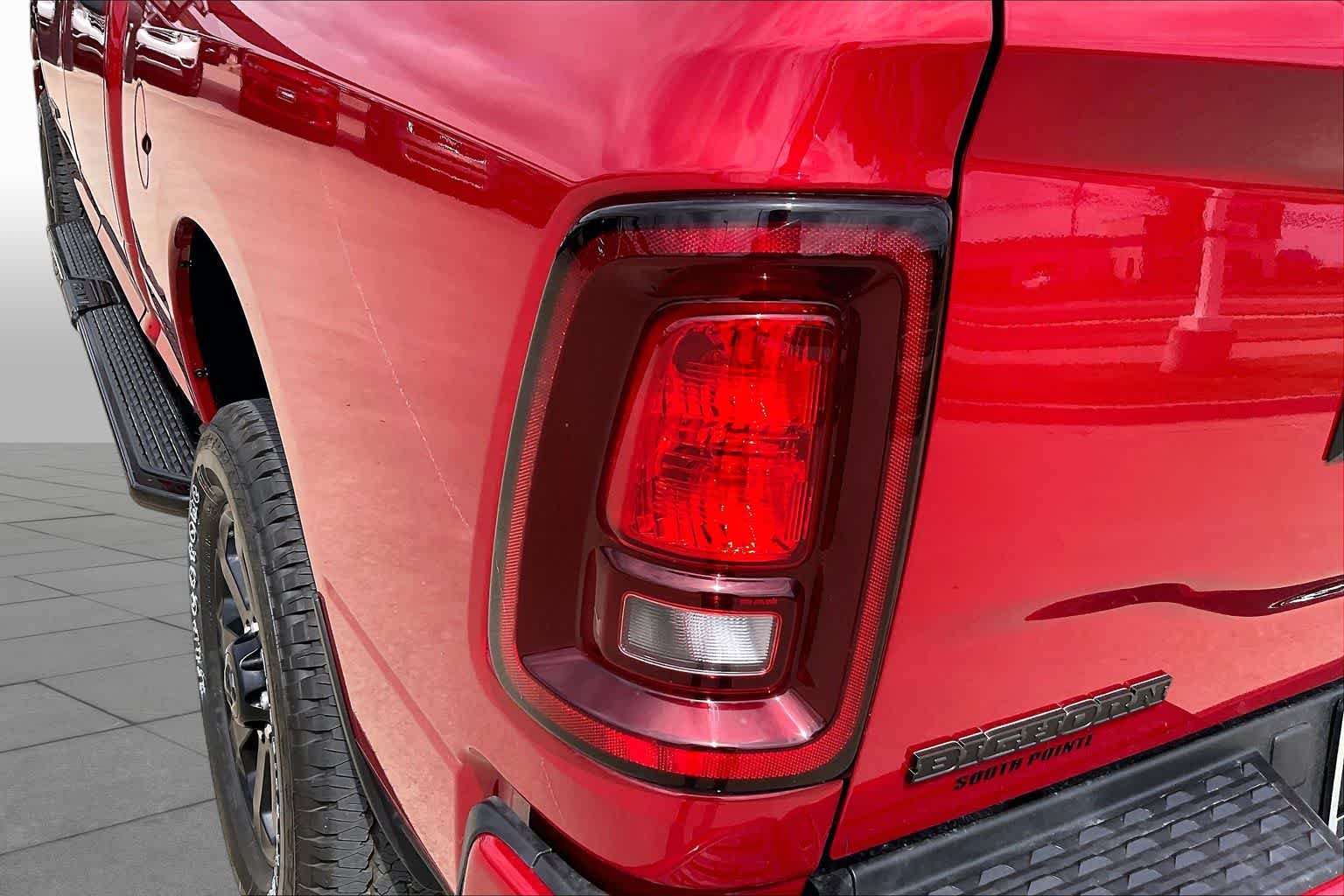 New 2026 Molten Red Pearl-Coat Exterior Paint RAM Big Horn image 14