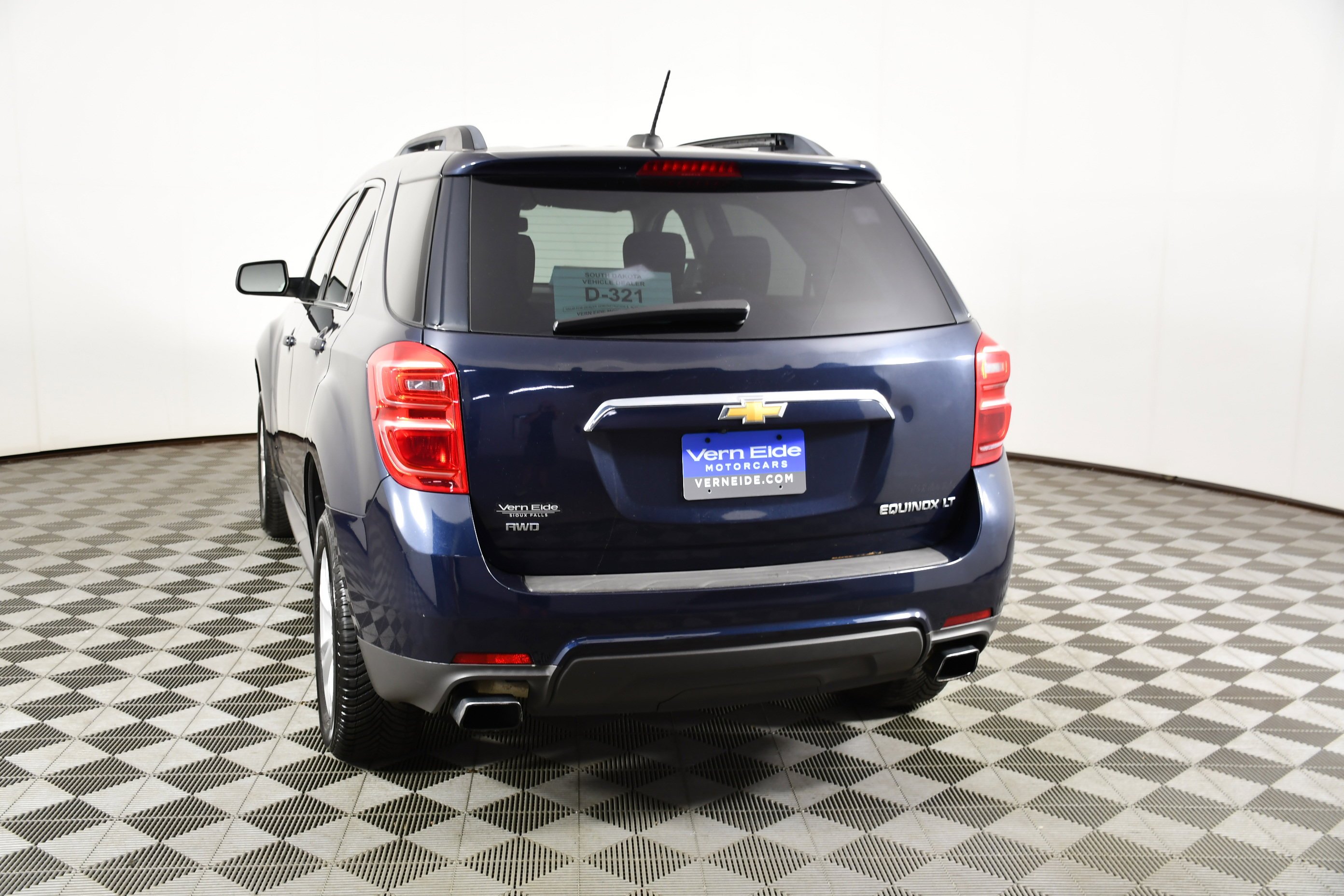 Used 2016 Blue Velvet Metallic Chevrolet LT image 7
