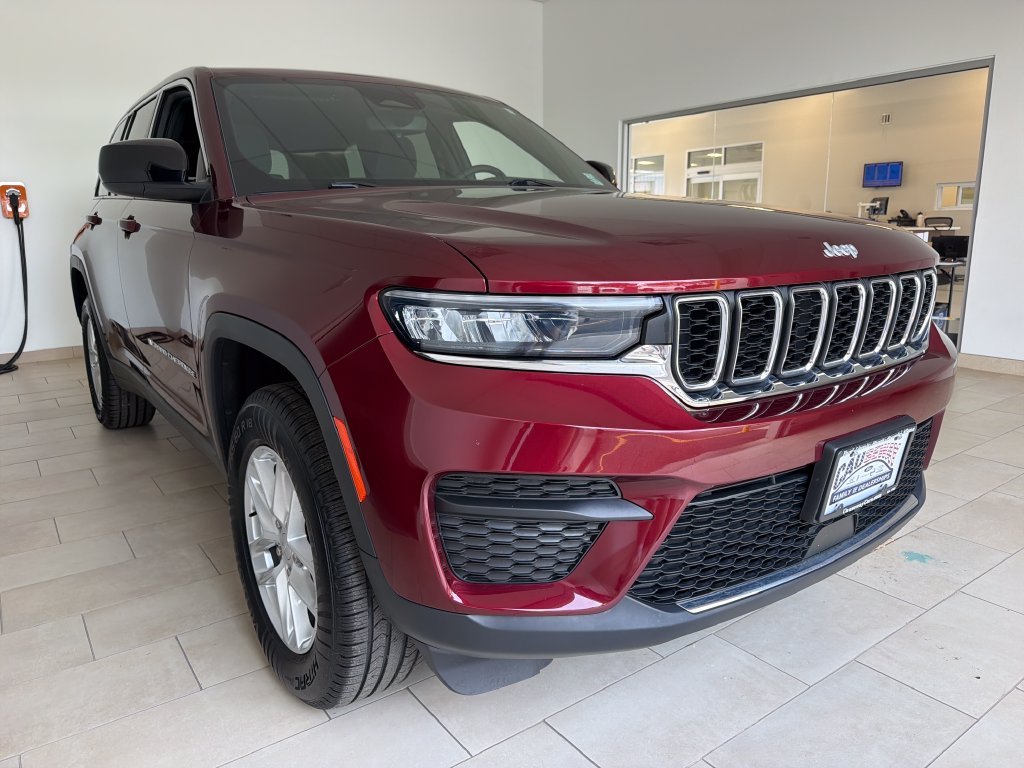 2024 Jeep Grand Cherokee Laredo