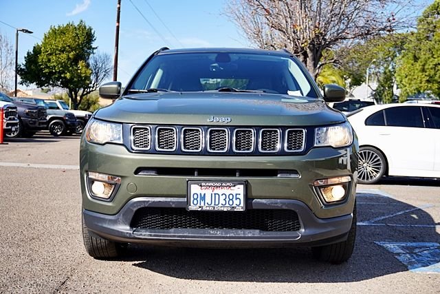 Used 2018 Green Jeep Latitude image 4