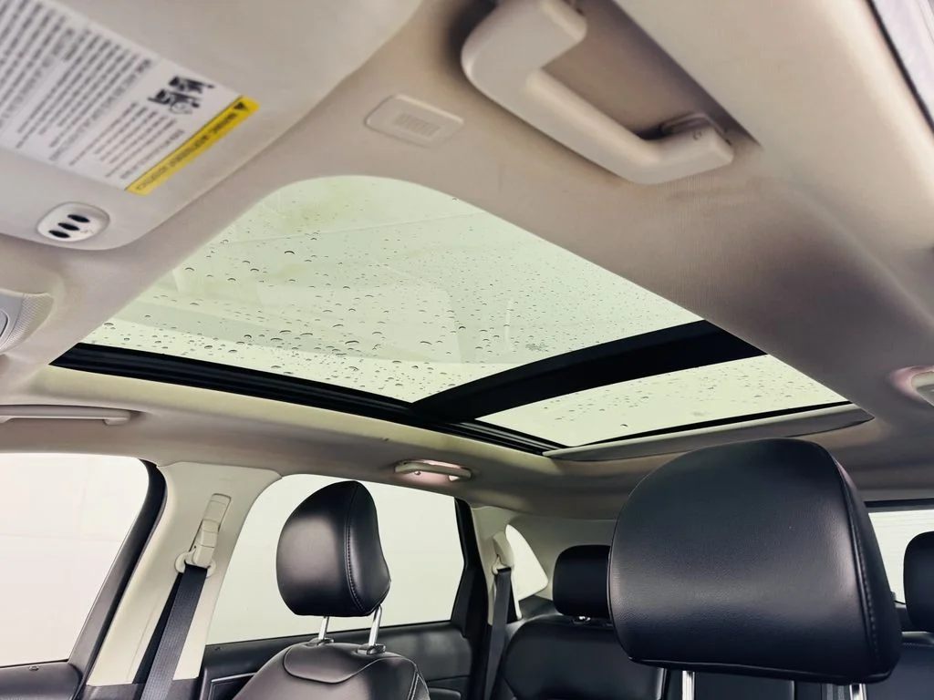 Used 2019 Black Ford SEL image 20