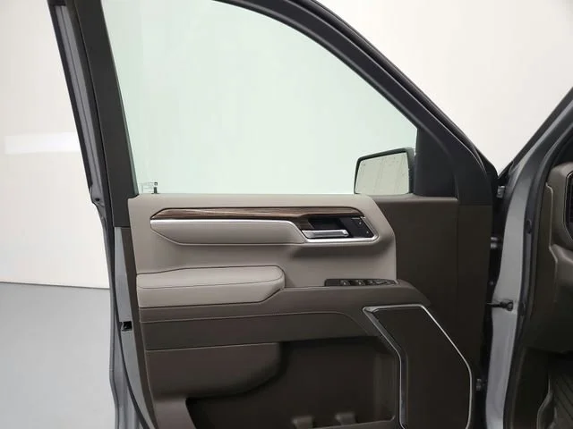 New 2026 Sterling Gray Metallic Chevrolet LT image 34