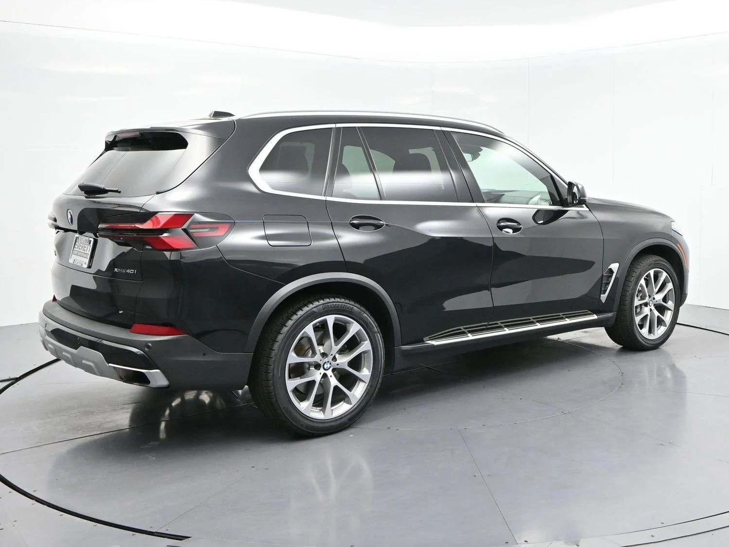Used 2024 Carbon Black Metallic BMW xDrive40i image 7