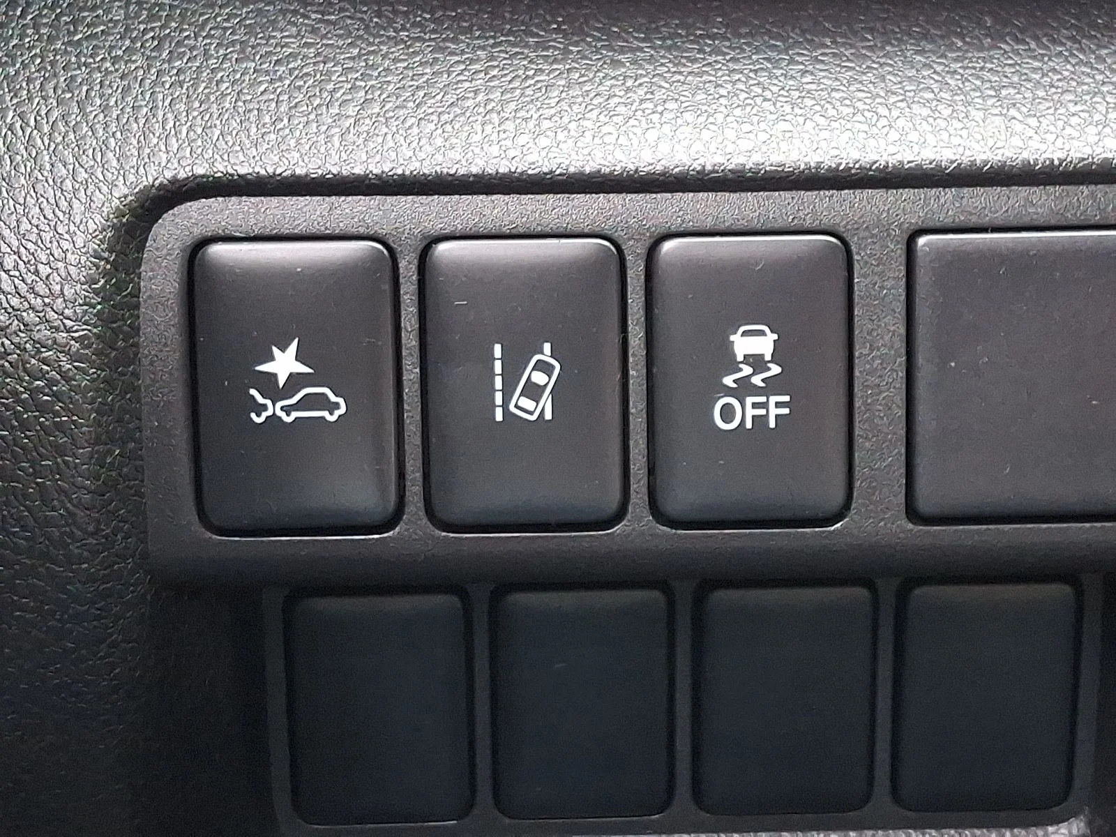 Used 2024 Gray Mitsubishi Black Edition image 25