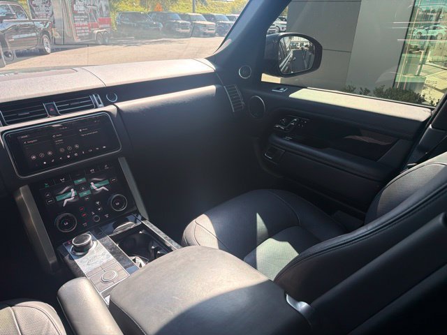 Used 2021 Black Land Rover Westminster image 11