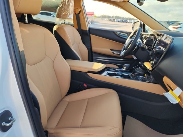 New 2026 Ultra White Lexus PREMIUM image 25