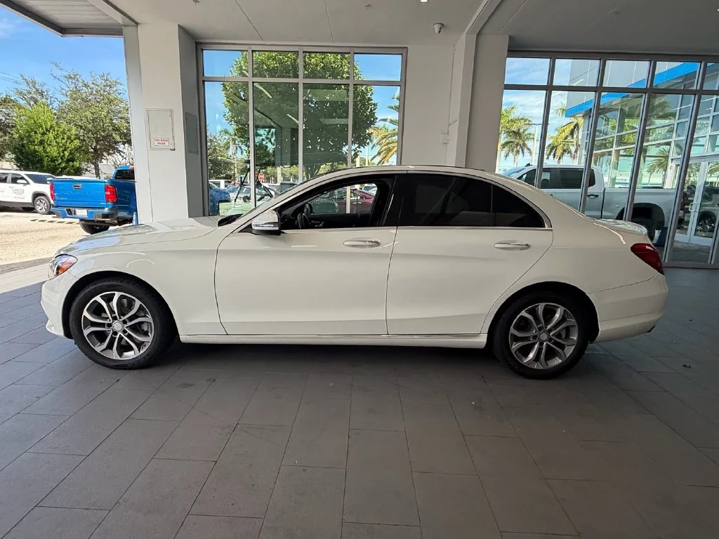Used 2016 White Mercedes-Benz C 300 image 3