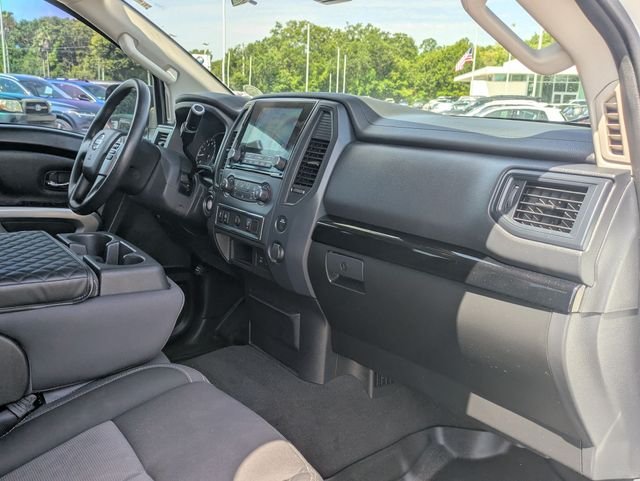 Used 2022 White Nissan SV image 23