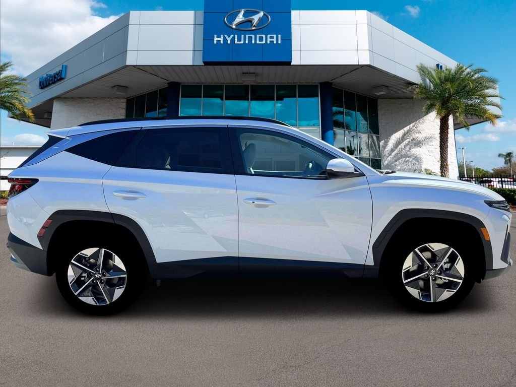 New 2026 White Hyundai SEL AWD image 29