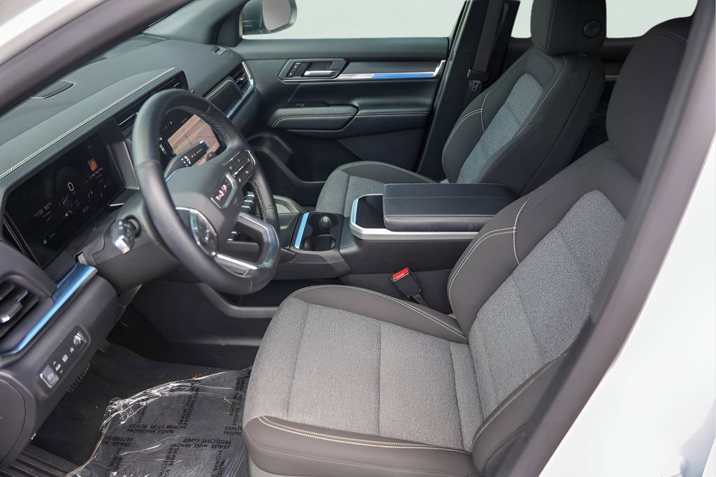 Used 2026 Summit White GMC Elevation image 11