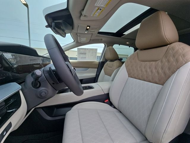 New 2026 Everest White Pearl TriCoat Nissan Platinum image 7