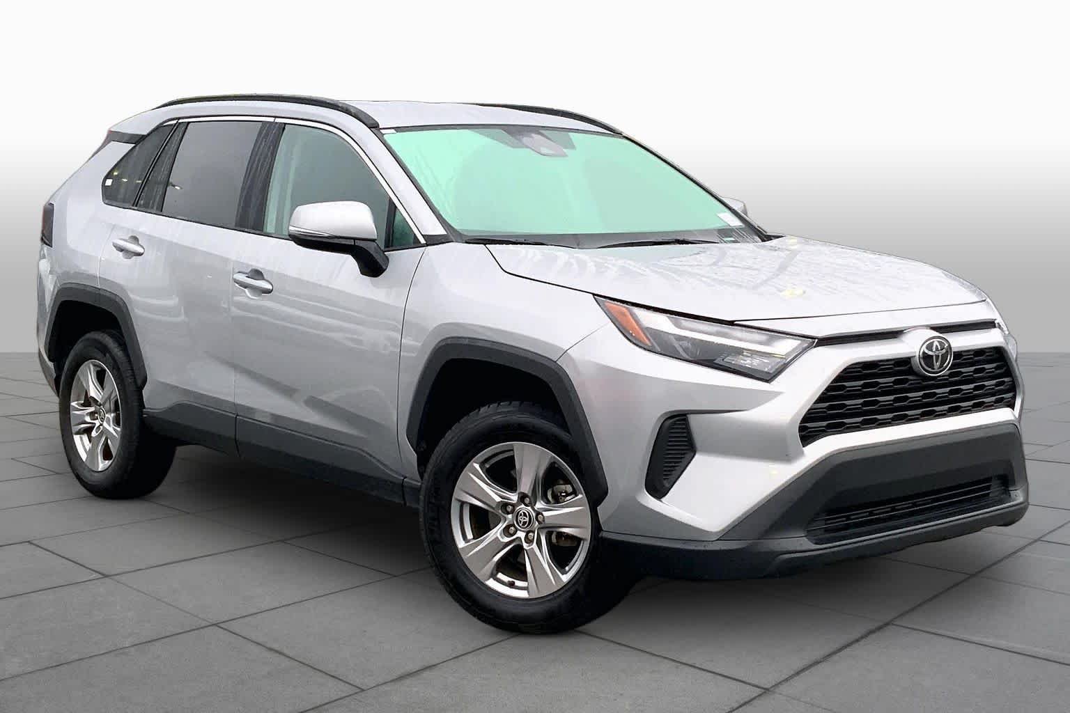 Used 2024 Silver Sky Metallic Toyota XLE image 3