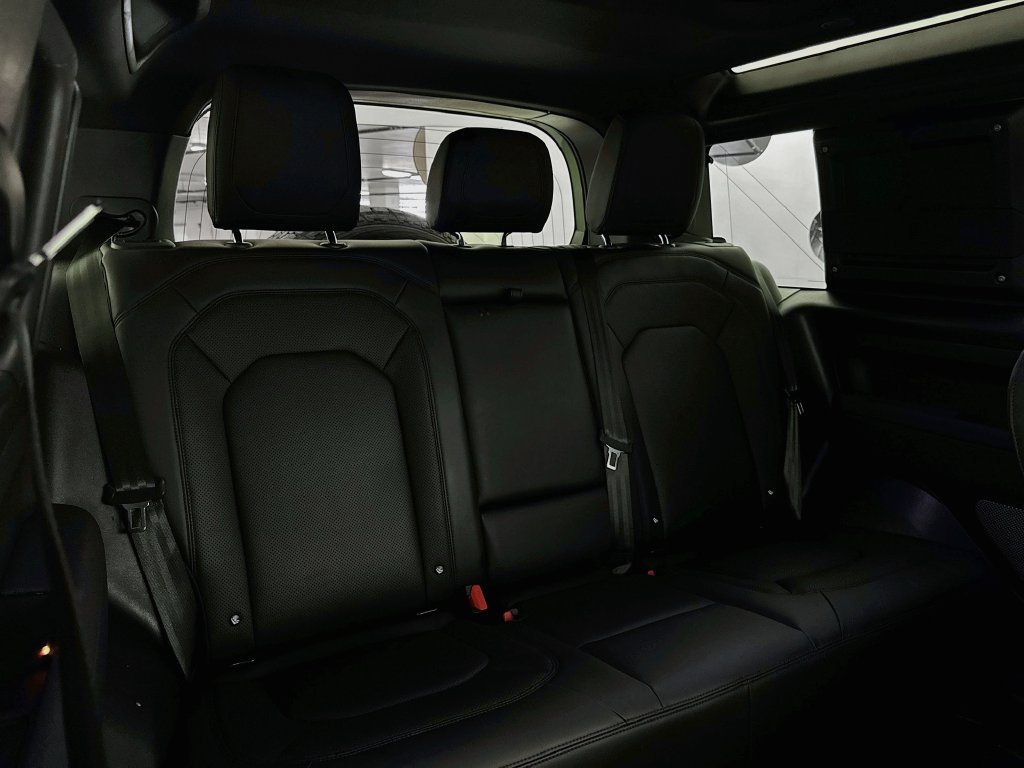 Certified Used 2023 Green Land Rover 75th Edition image 27