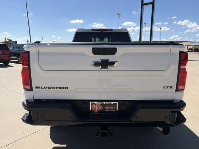 Used 2025 White Chevrolet LTZ image 9