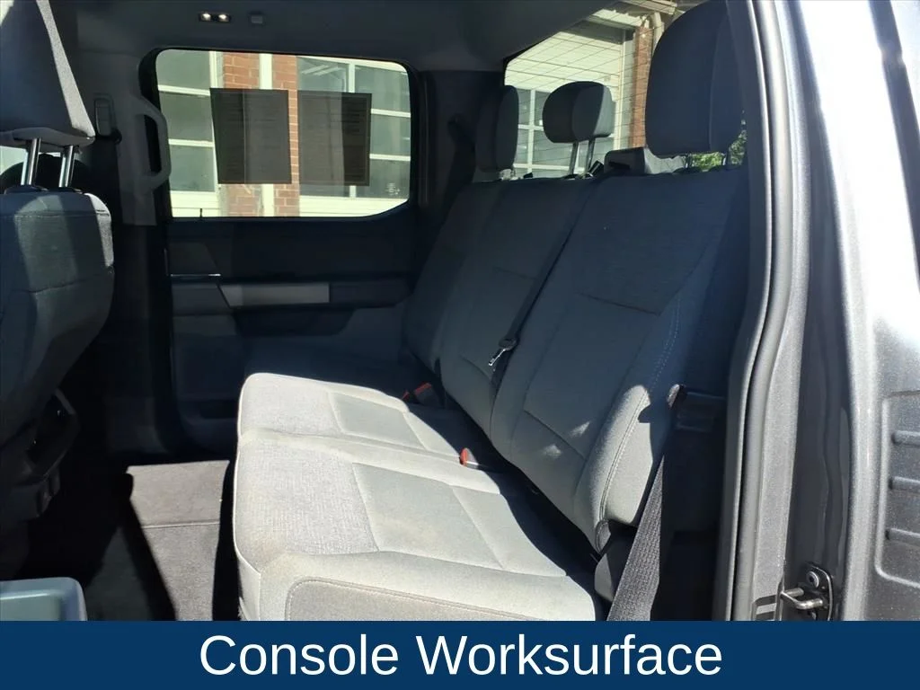 Used 2025 Gray Ford XLT image 19
