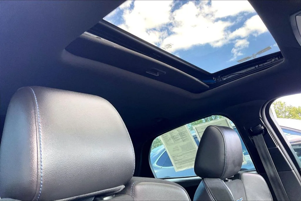 Used 2016 Blue Ford RS image 21