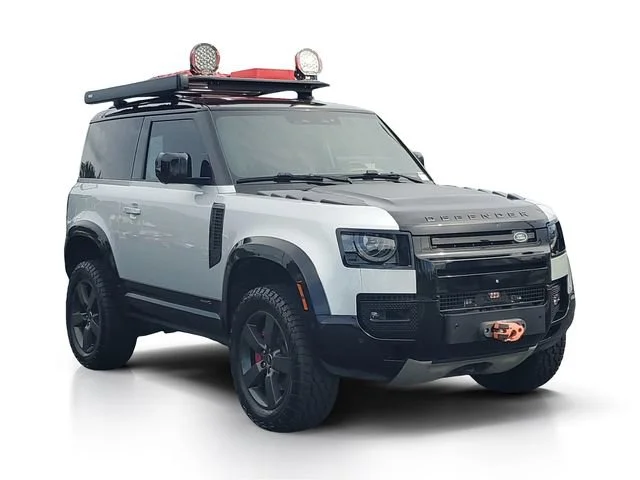 Used 2022 Gray Land Rover X image 1