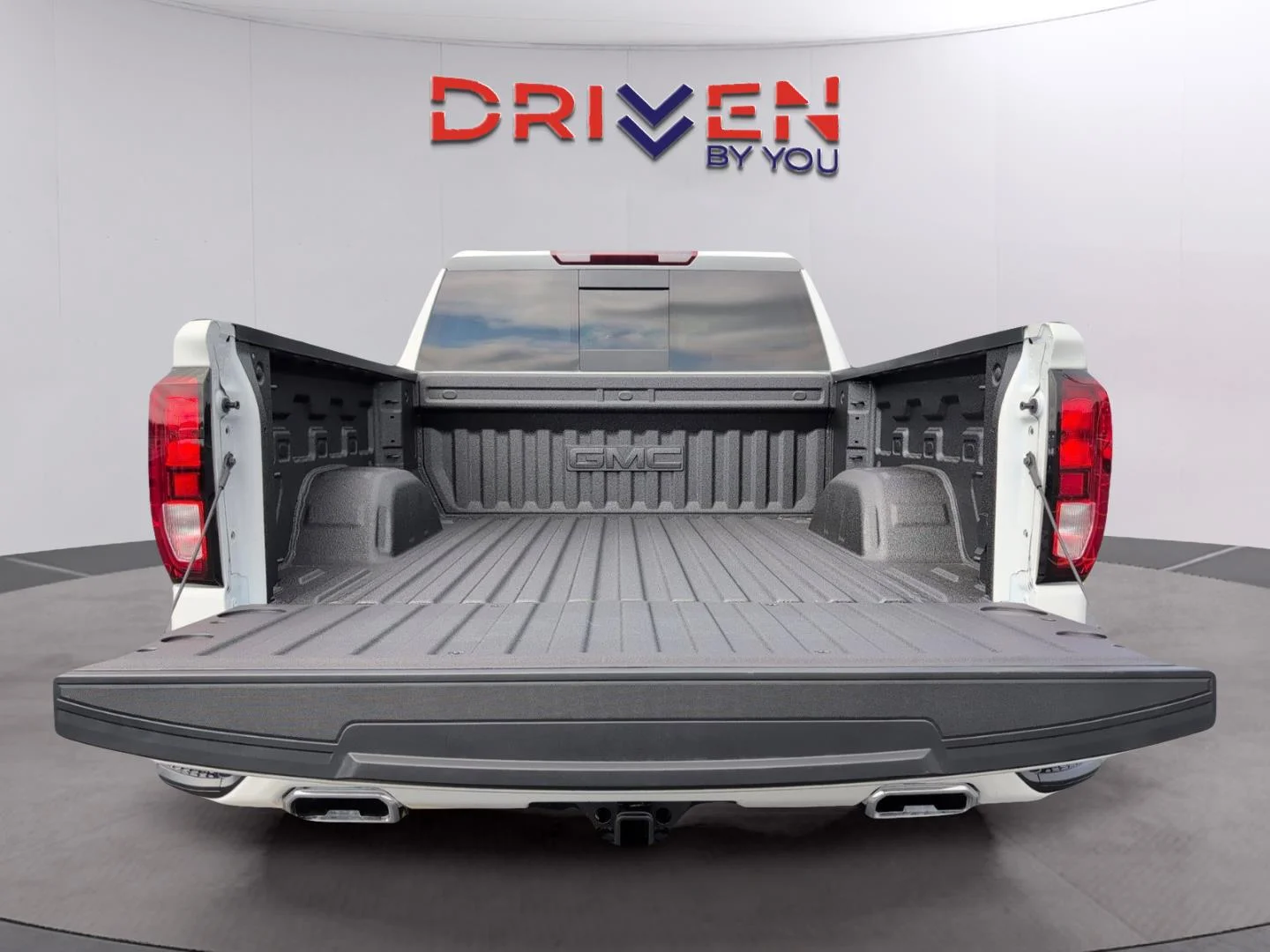 New 2026 Summit White GMC Elevation image 32