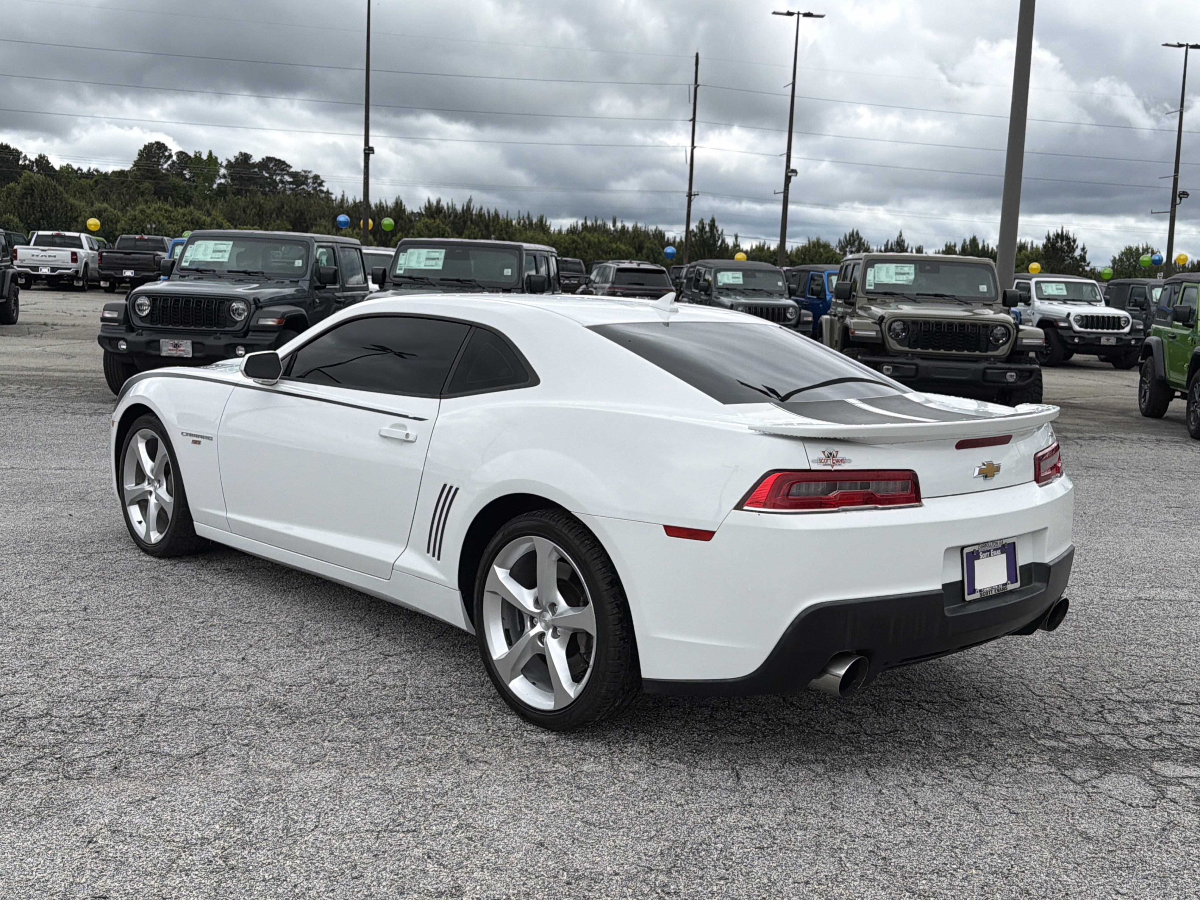 Used 2015 Summit White Chevrolet SS image 6