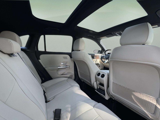 New 2026 GREY Mercedes-Benz GLA 250 image 20