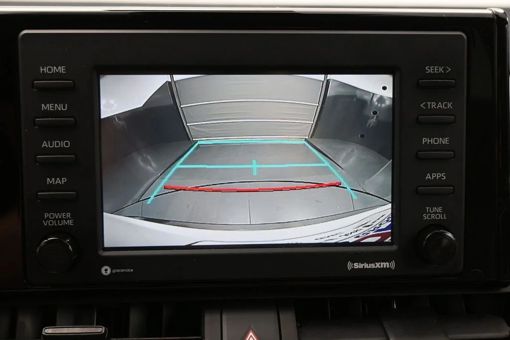 Used 2022 White Toyota XLE image 23