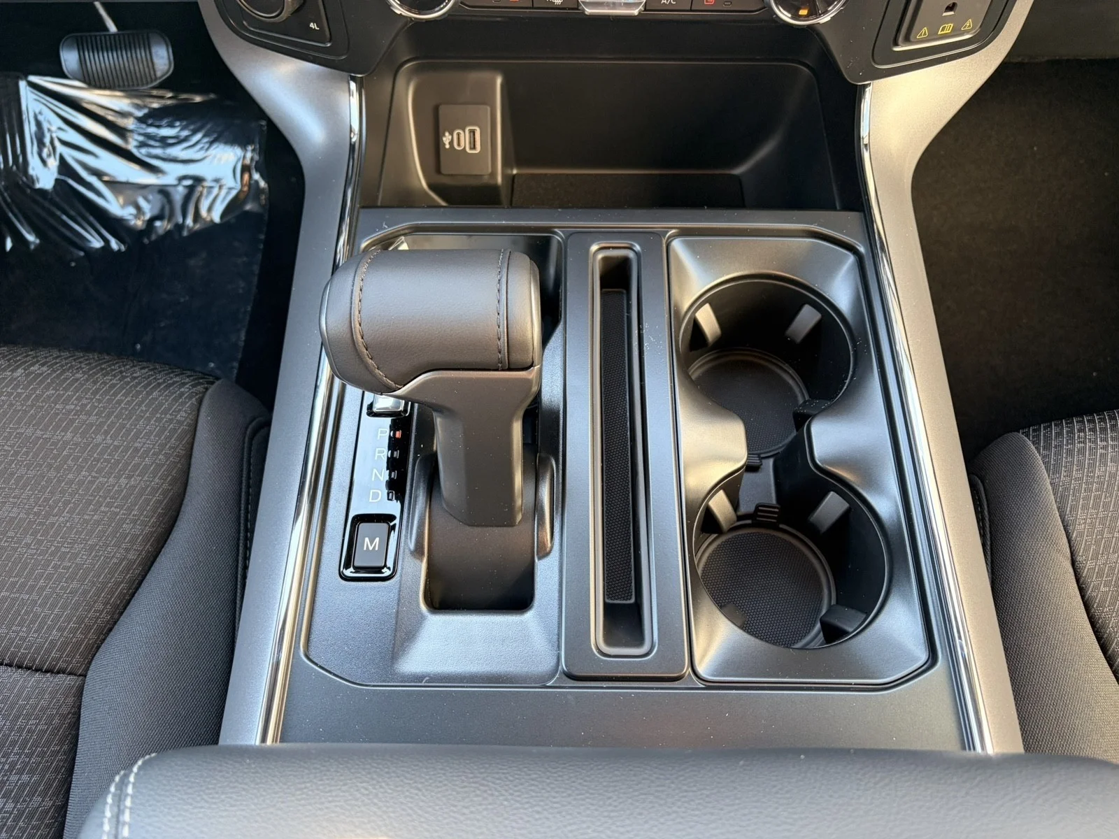 New 2026 Oxford White Ford XLT image 22