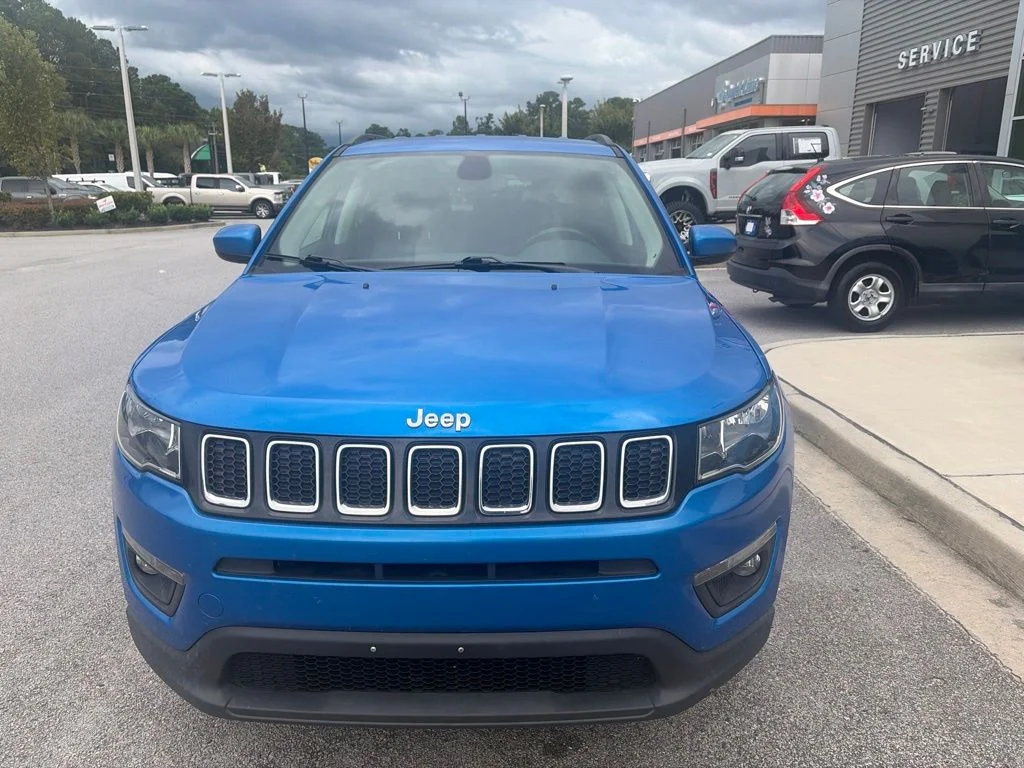 Used 2021 Blue Jeep Latitude image 2
