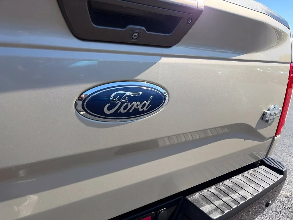 Used 2017 White Gold Ford King Ranch image 38
