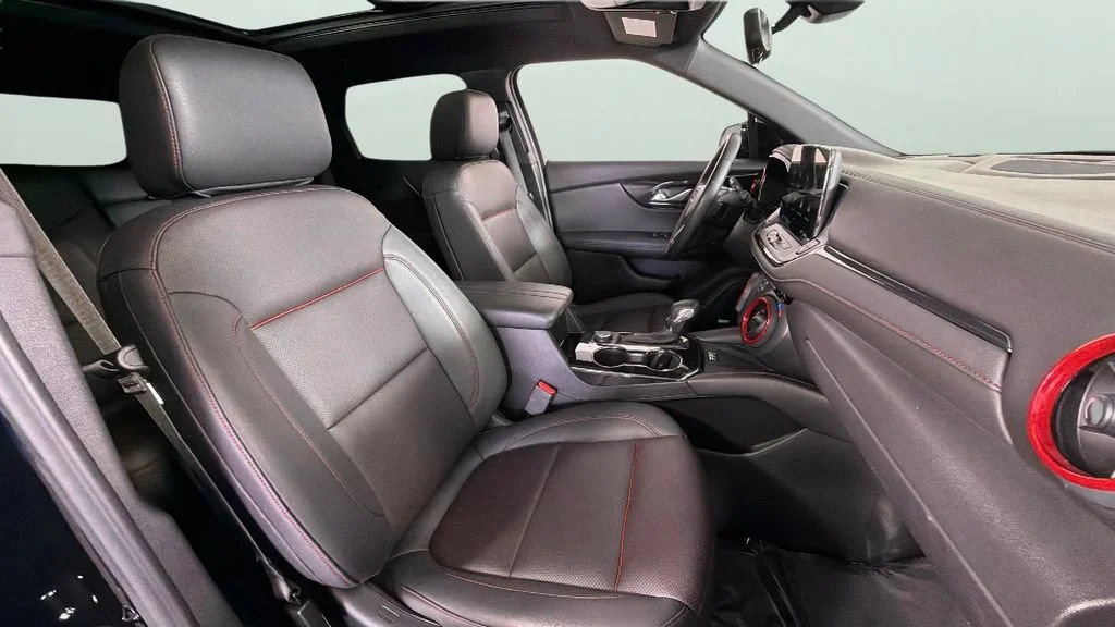 Used 2024 Black Chevrolet RS image 36