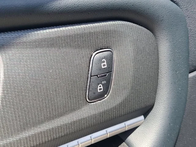 Used 2025 Gray Ford ST-Line image 22