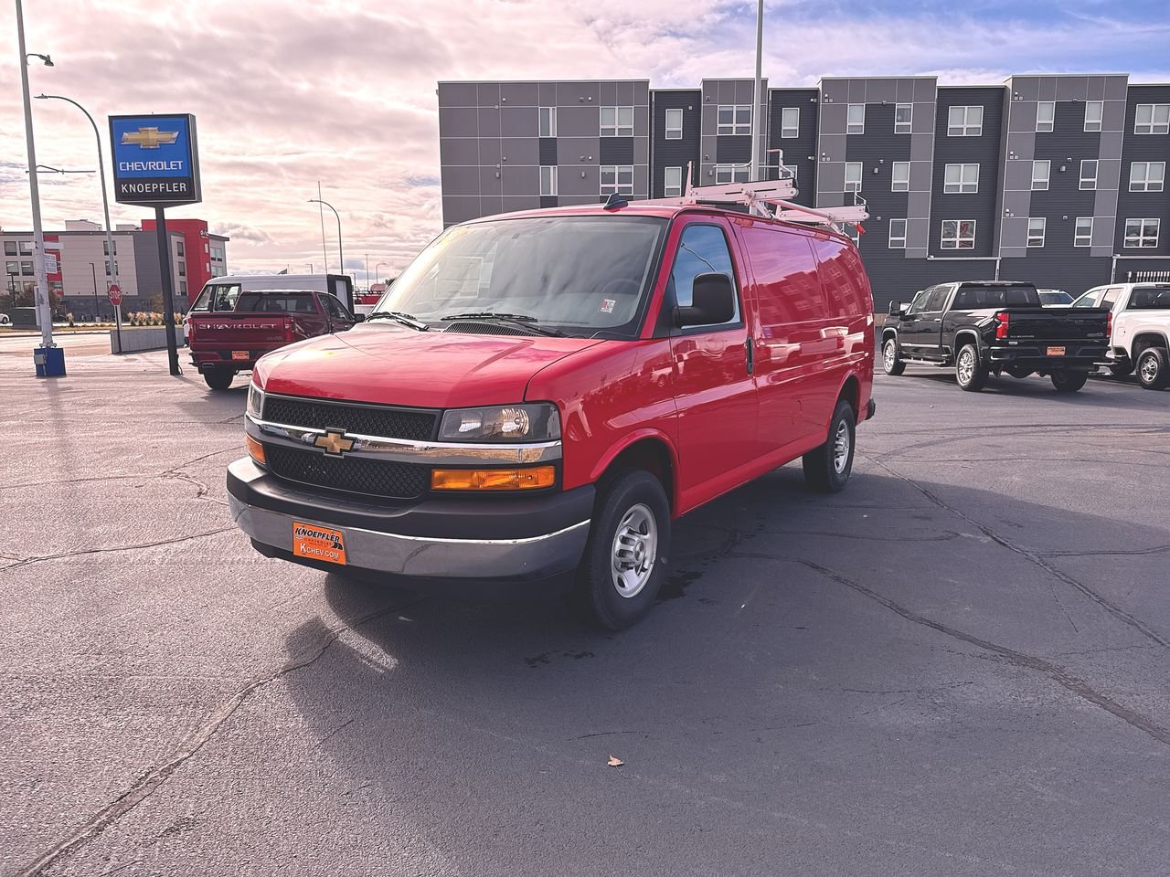 2025 Chevrolet Express Cargo Work Van - Photo 25