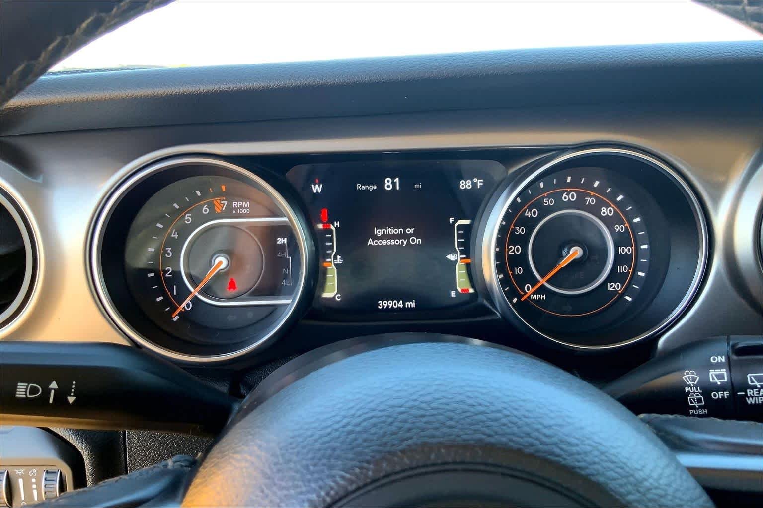 Used 2020 Hellayella Clearcoat Jeep Sport S image 26