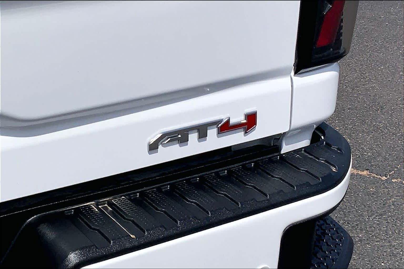 Used 2024 Summit White GMC AT4 image 10