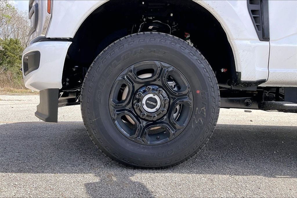 New 2026 Ford Super Duty F-250 XL 4D Crew Cab