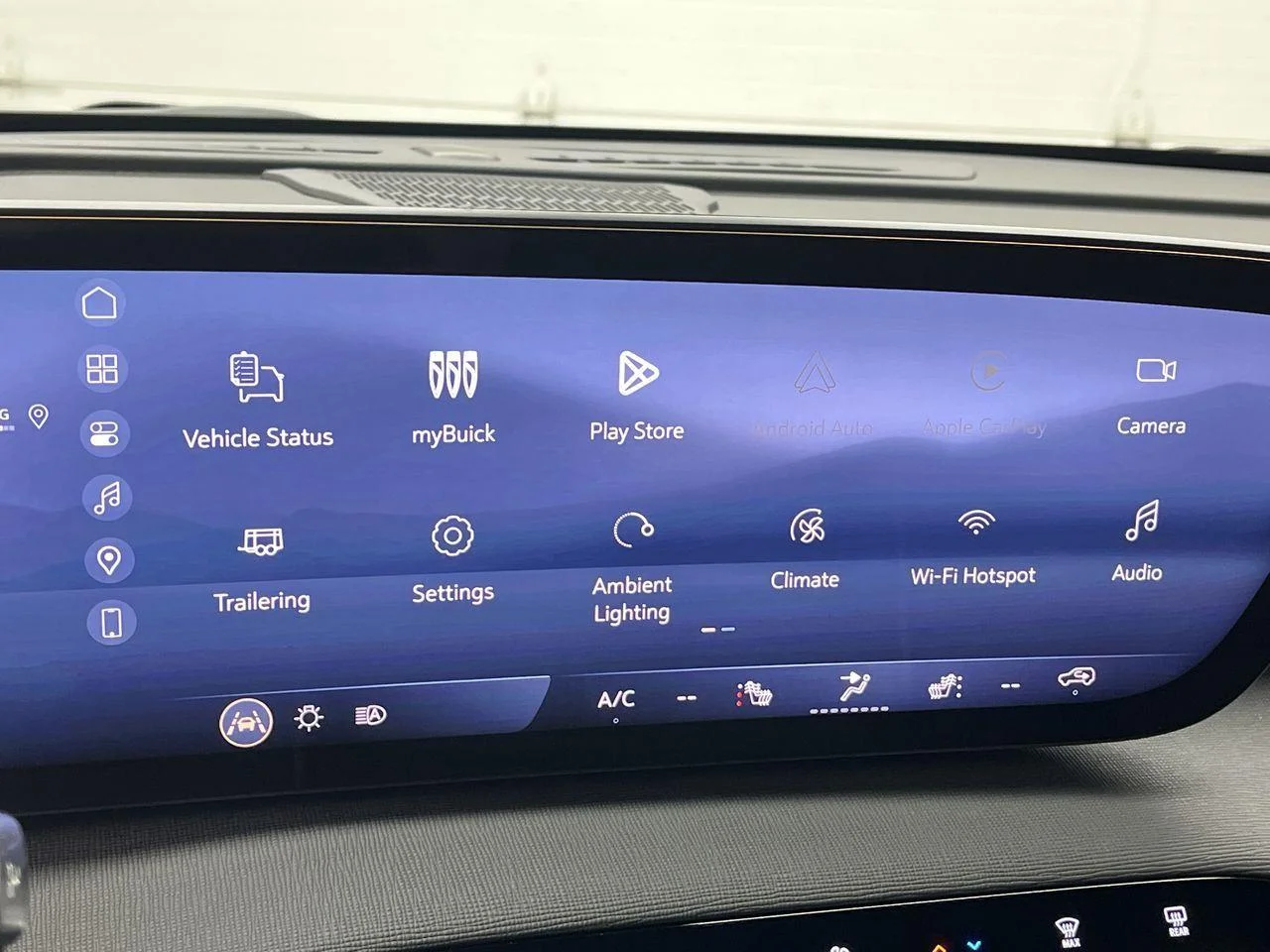 2026 Buick Enclave Sport Touring - Photo 18