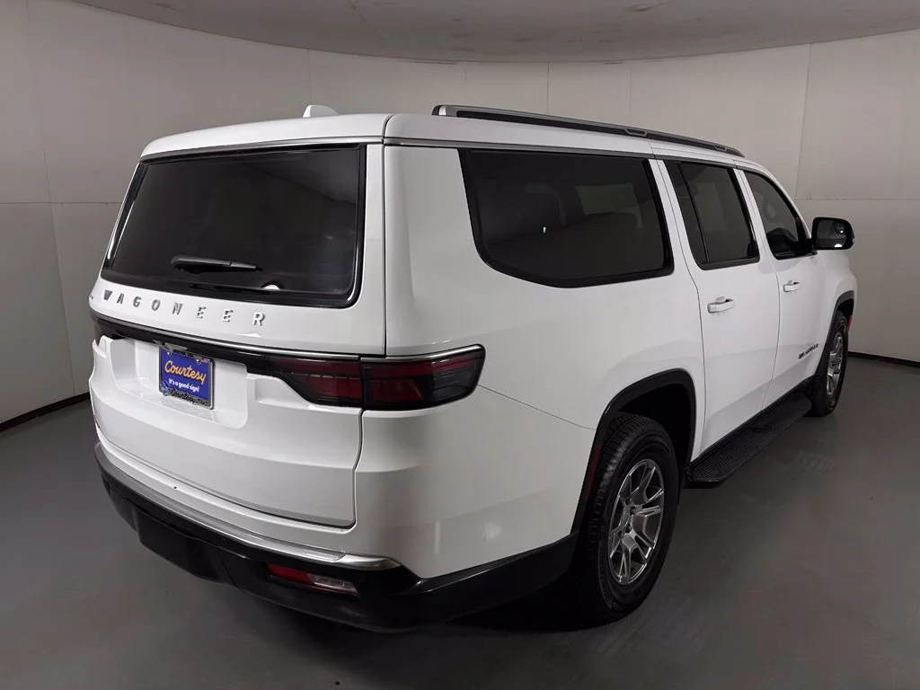 Used 2023 White Jeep Base image 8