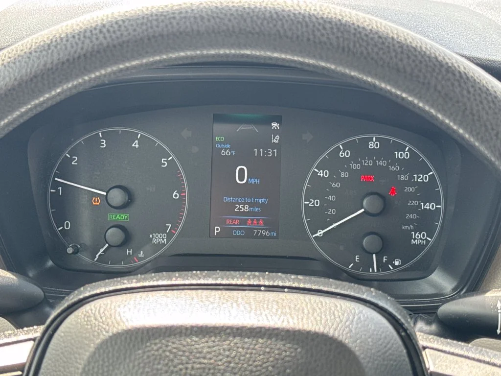 Used 2025  Toyota LE image 16
