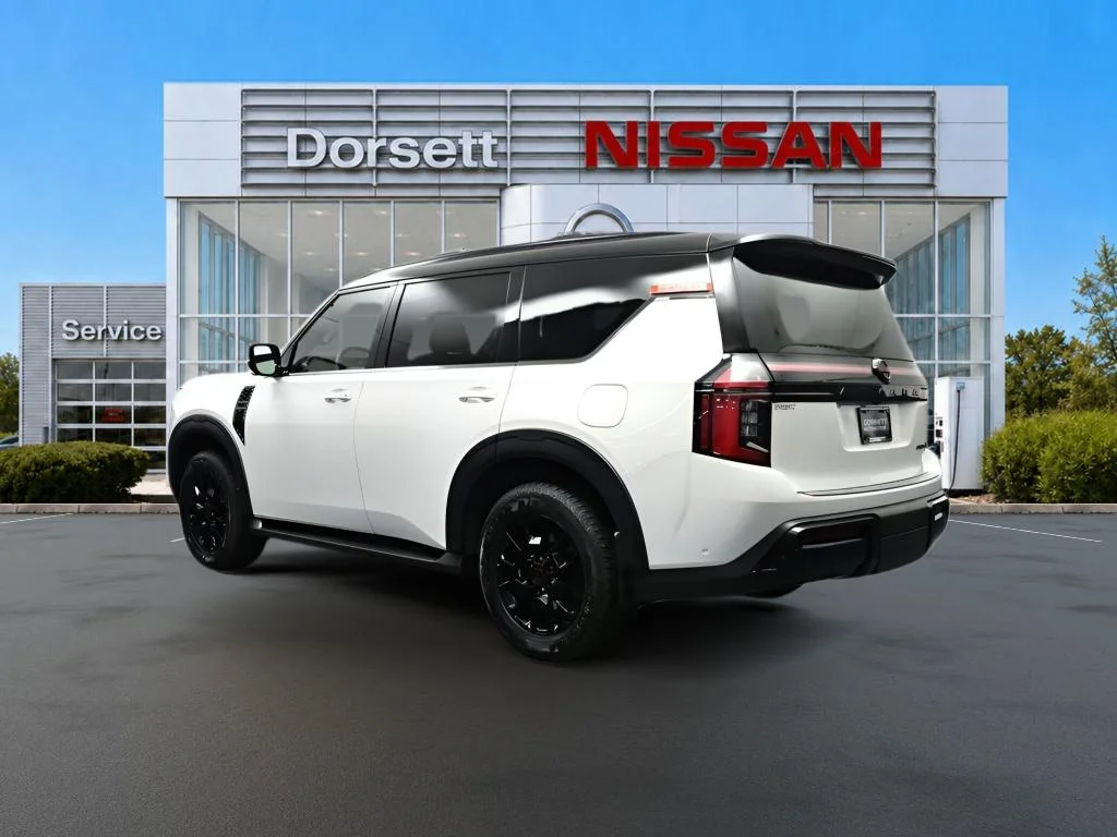 New 2025 2t Wht Blk Nissan PRO-4X® image 8
