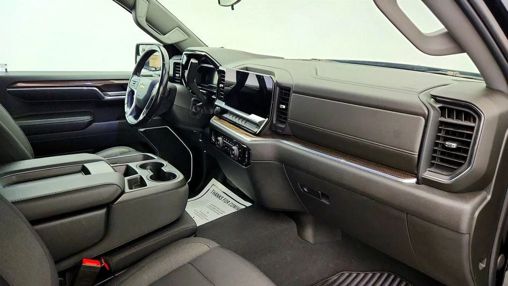 Used 2022 Black Chevrolet 4WD Crew Cab 147