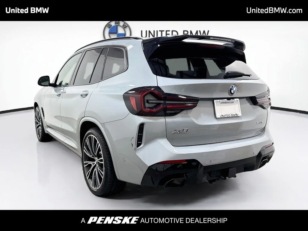 Used 2023 Brooklyn Grey Metallic BMW xDrive30i image 7